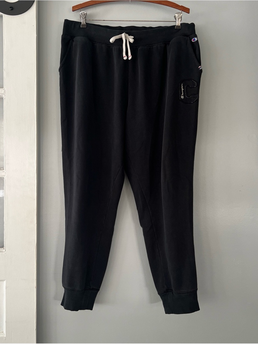 Champion Men’s XL Black Fleece Sweatpants Joggers Logo Embroidered Gym Running